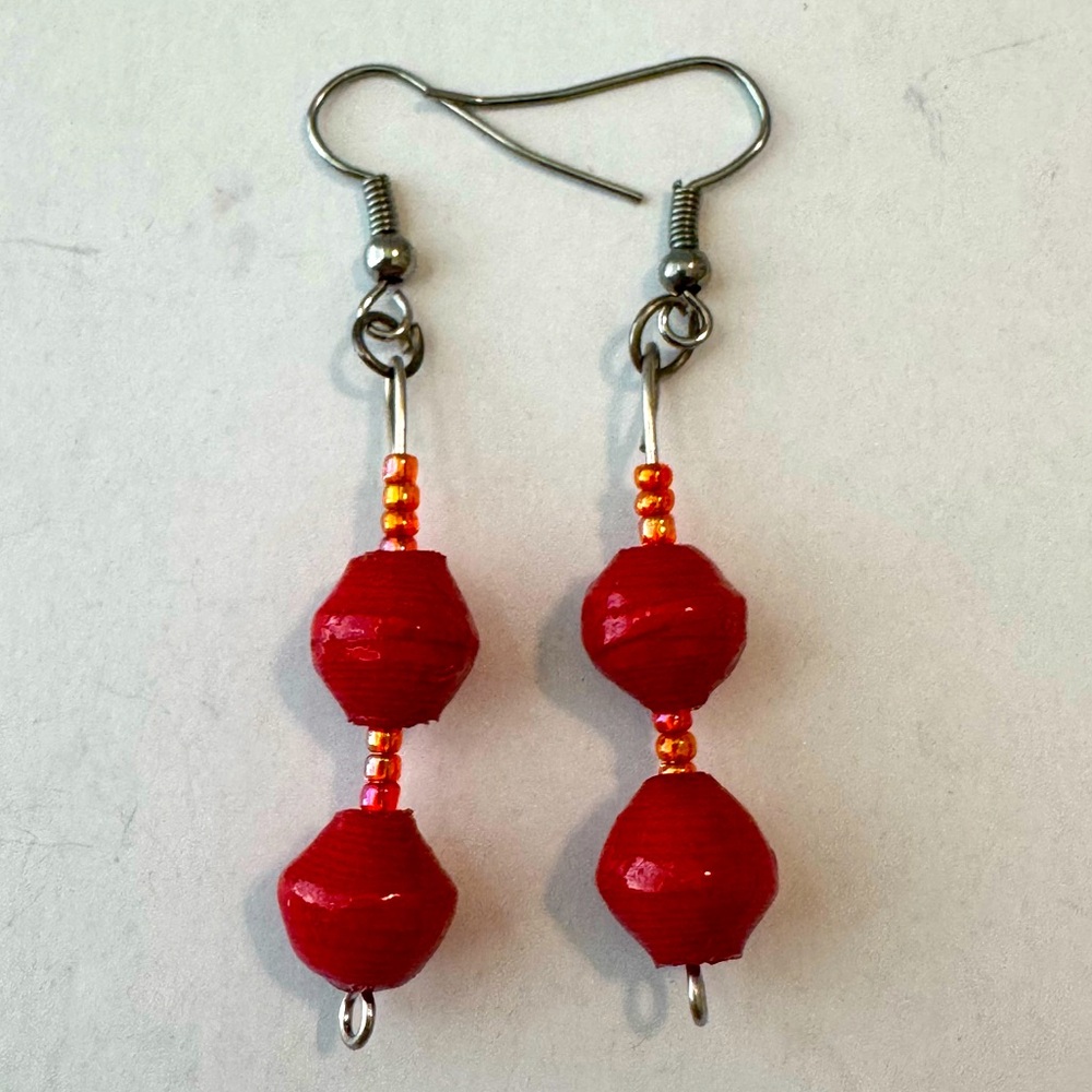 NWOT Ugandan Handmade Paper Bead Earrings